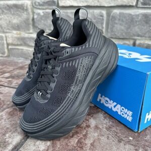 HOKA Women's Size 5 D Bondi 6‎ Wide Shoes Triple Black 1019272-BBLC - NEW